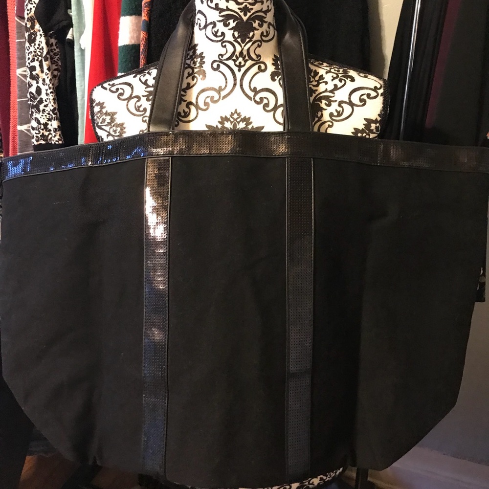BNWT Victoria Secret Weekender - Picture 2 of 4